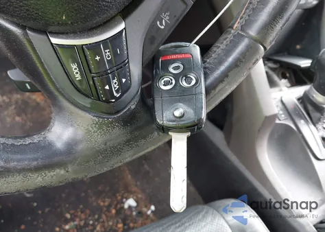 2010 Acura Tsx 2.4 z USA, uszkodzony, nr VIN JH4CU2F68AC039409